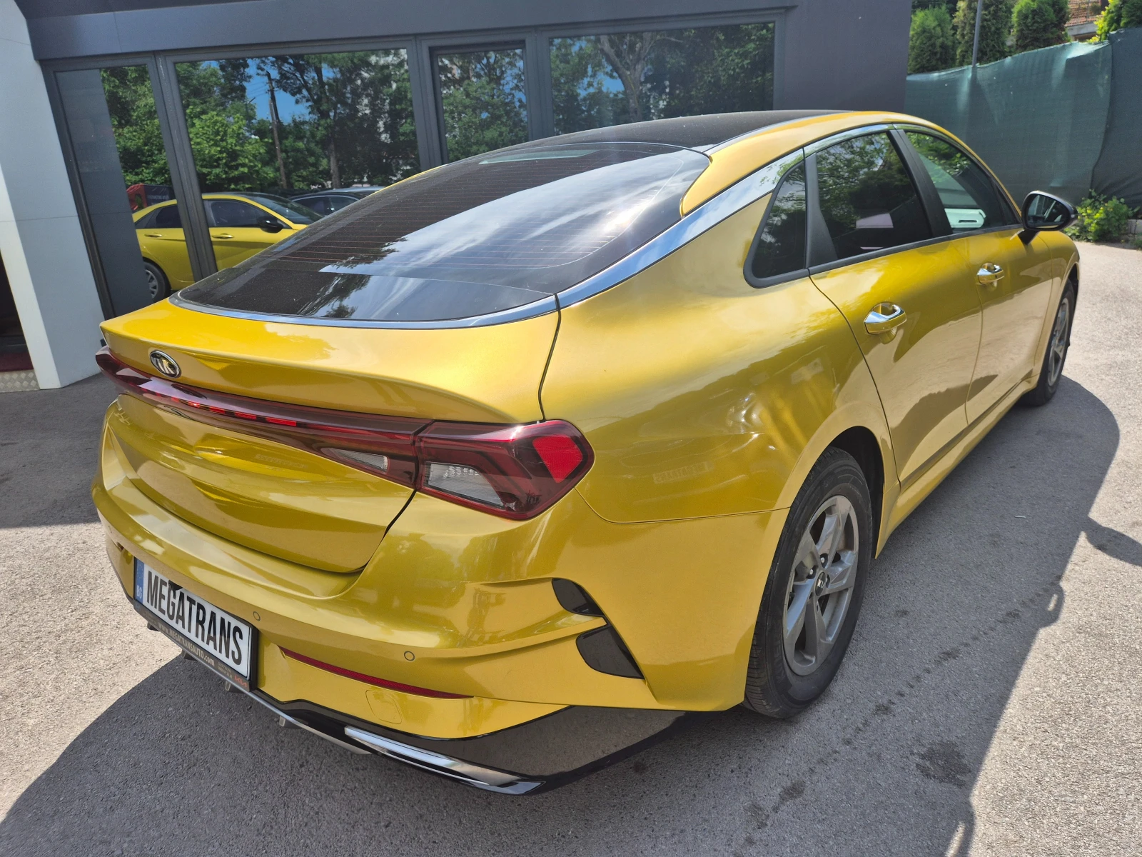 Kia K5 2.0cm3 LPG ЛИЗИНГ - изображение 3