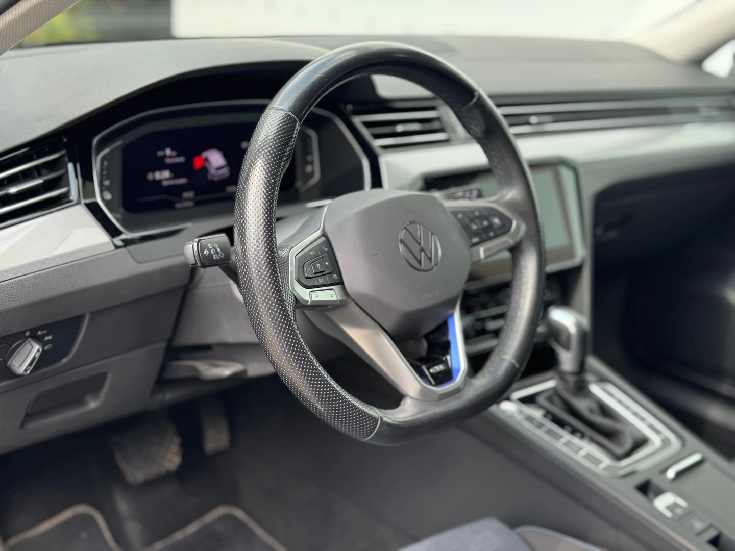 VW Passat VW Passat Var GTE Plug-In-Hybrid 1.4 TSI - изображение 7