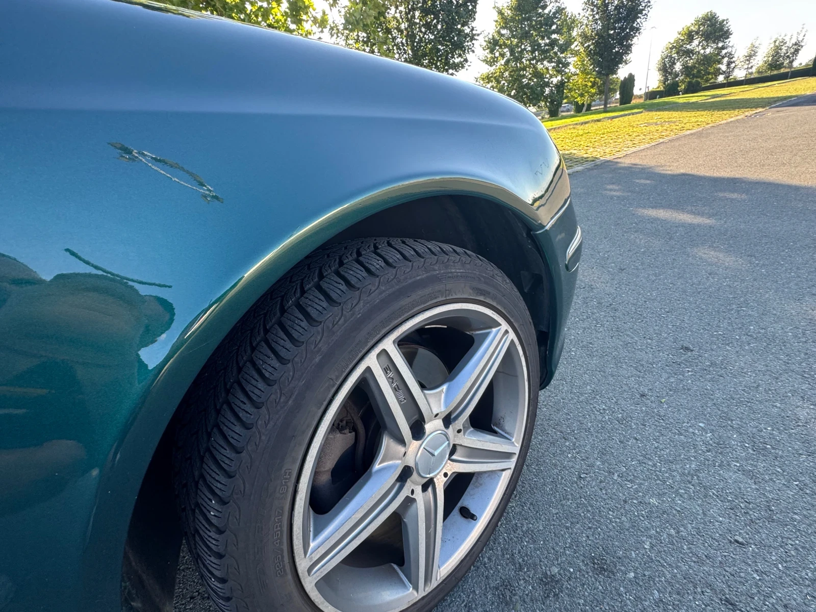 Mercedes-Benz E 220 Дизел - изображение 4