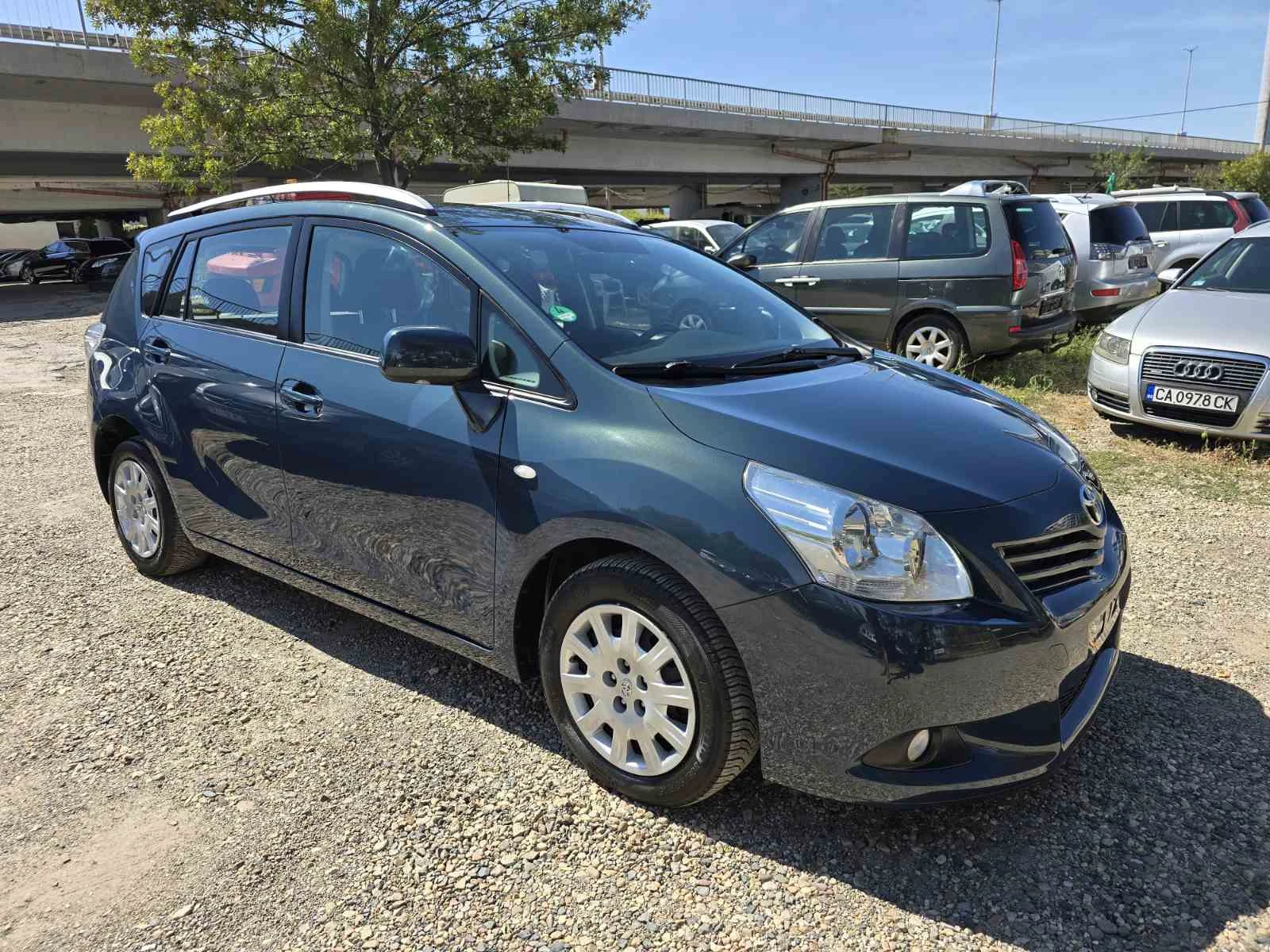 Toyota Corolla verso 2.0  D4D. 126кс. - изображение 2