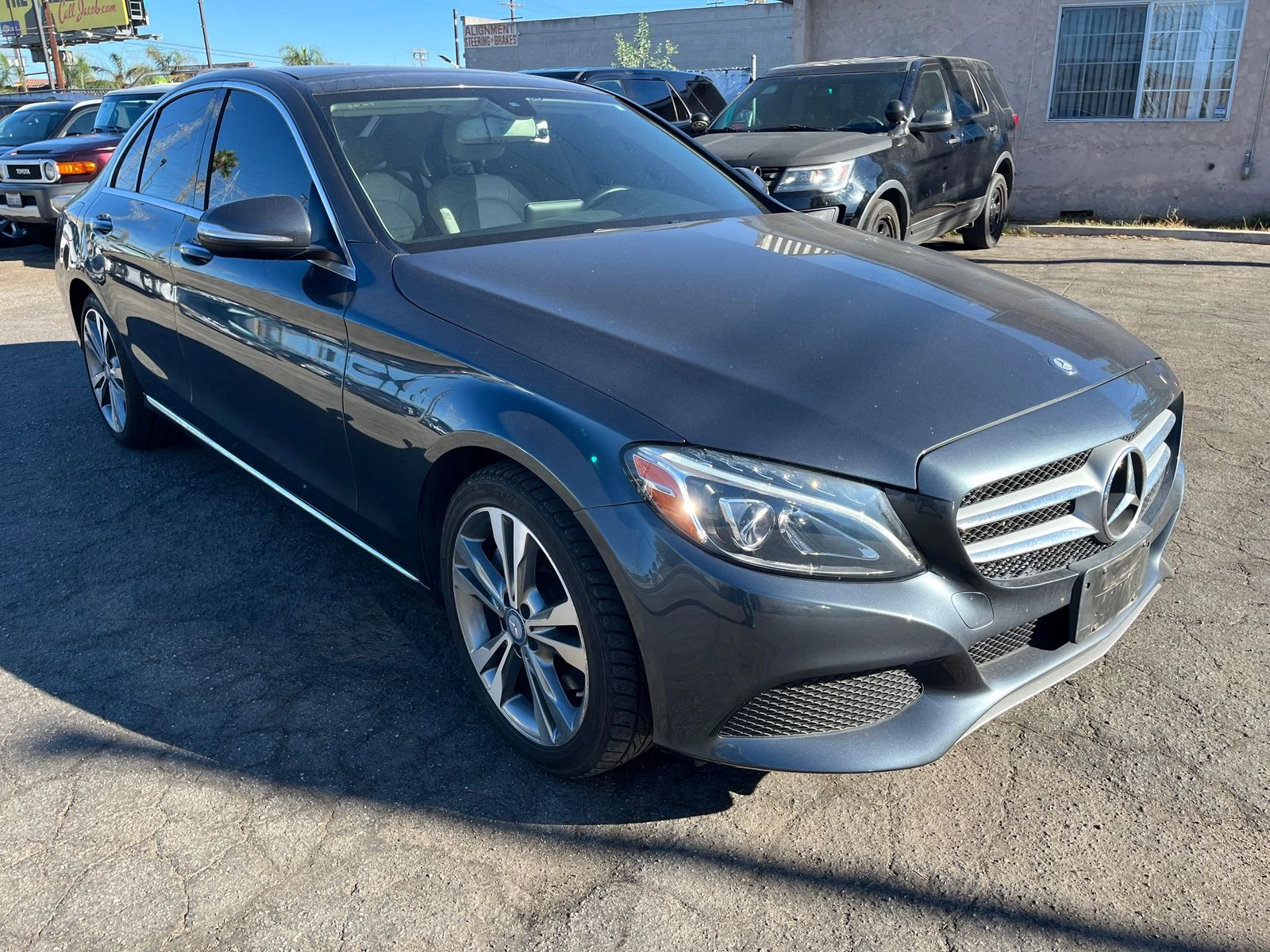Mercedes-Benz C 300 4MATIC* BURMESTER* ПОДГРЕВ* КАМЕРА* КЕЙЛЕС* LANE*  - изображение 4