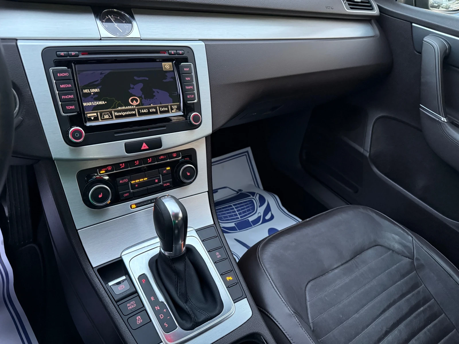 VW Passat 2.0TDI - 170.. - HIGHLINE | Mobile.bg   16