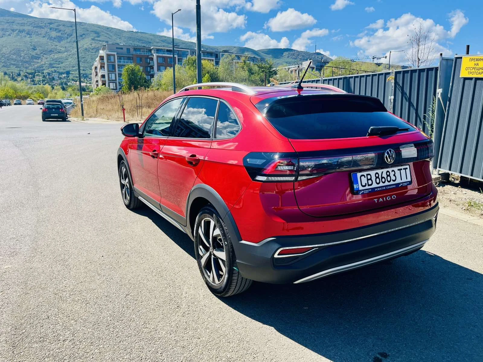 VW Taigo VW Taigo Style 1.5 TSI OPF DSG / Гаранционен - изображение 10