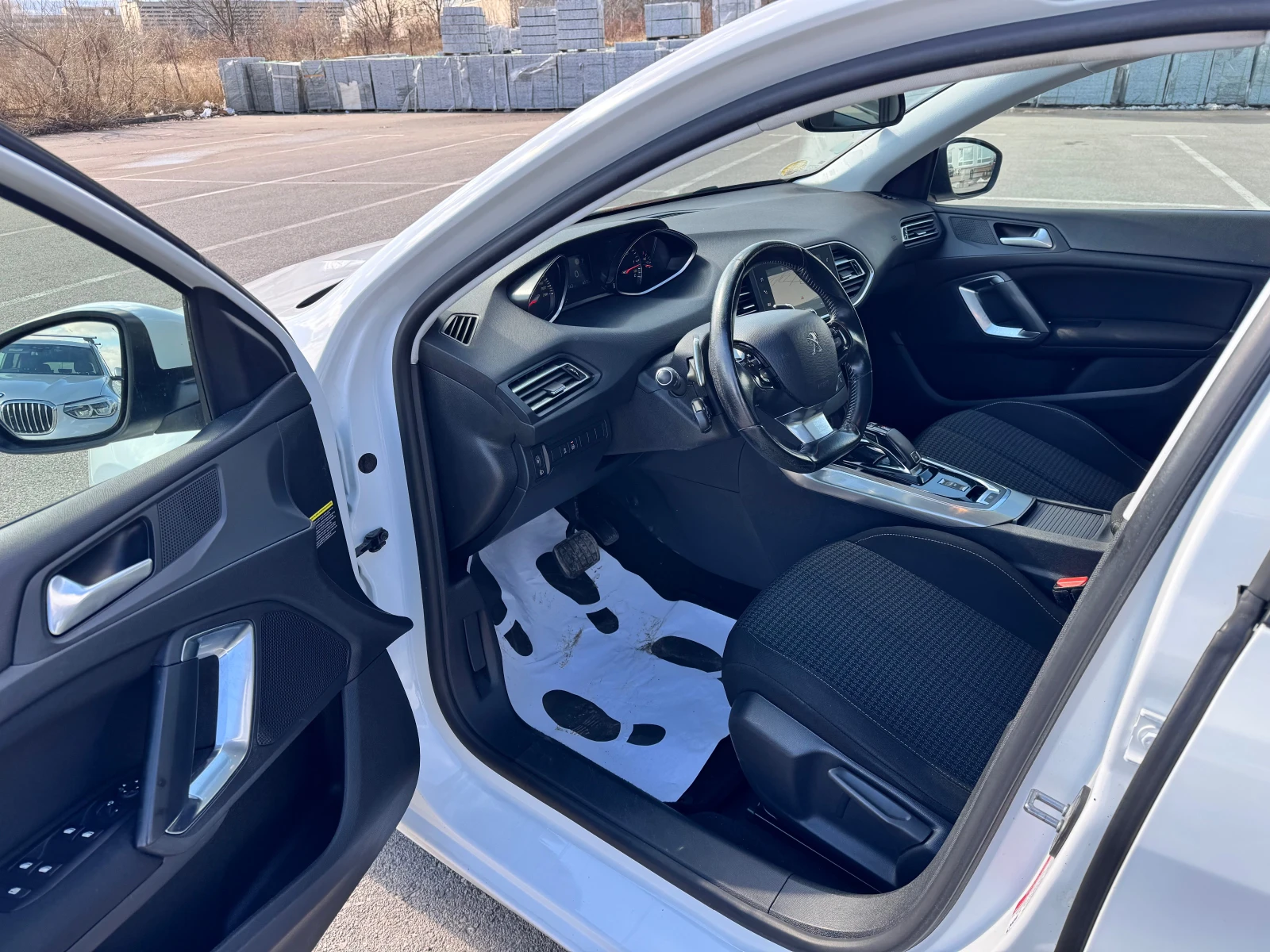 Peugeot 308 1.5HDI-EAT8-131-NAVI-EURO6 | Mobile.bg � ����������� 11