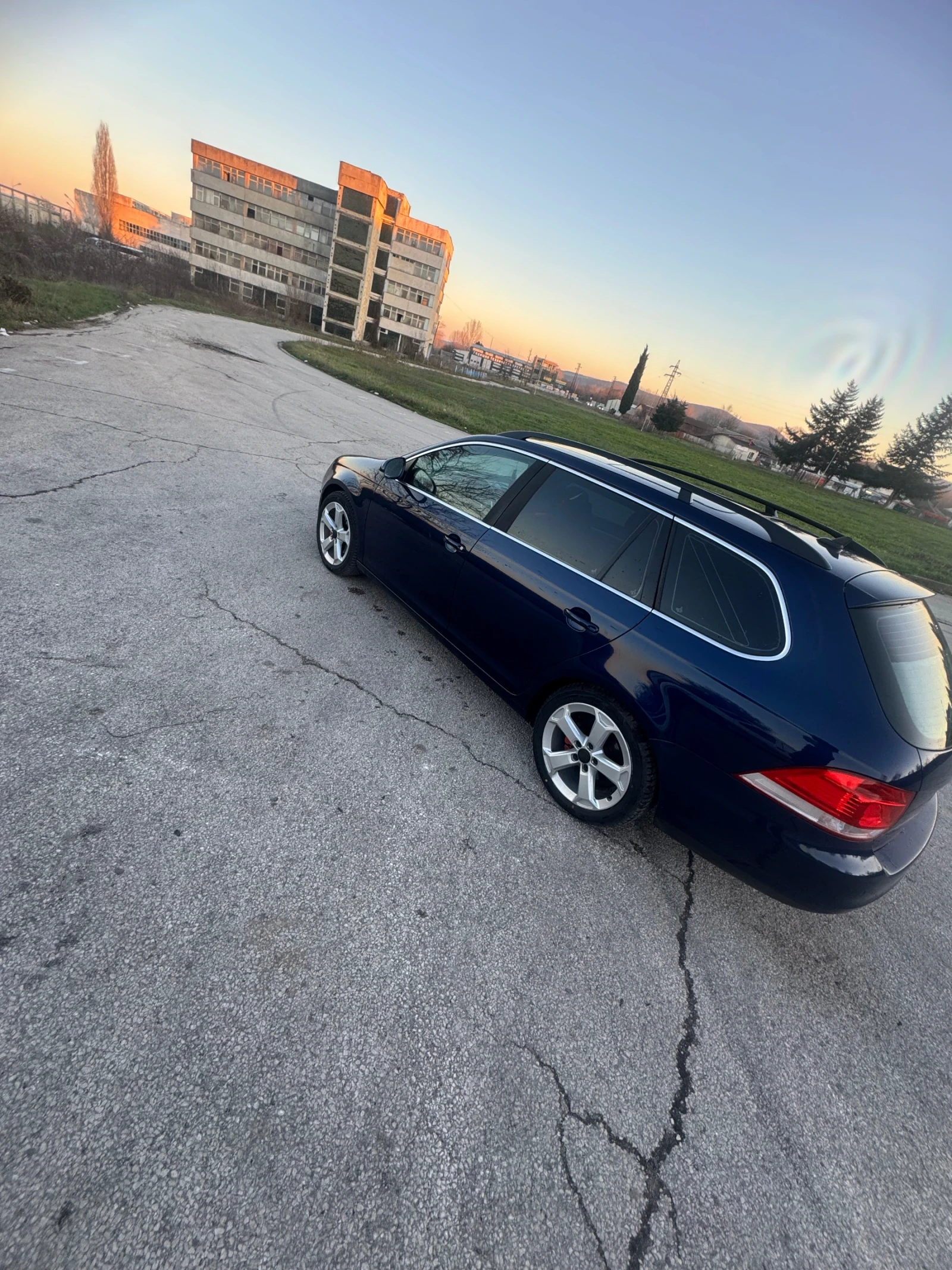 VW Golf Variant  - изображение 4