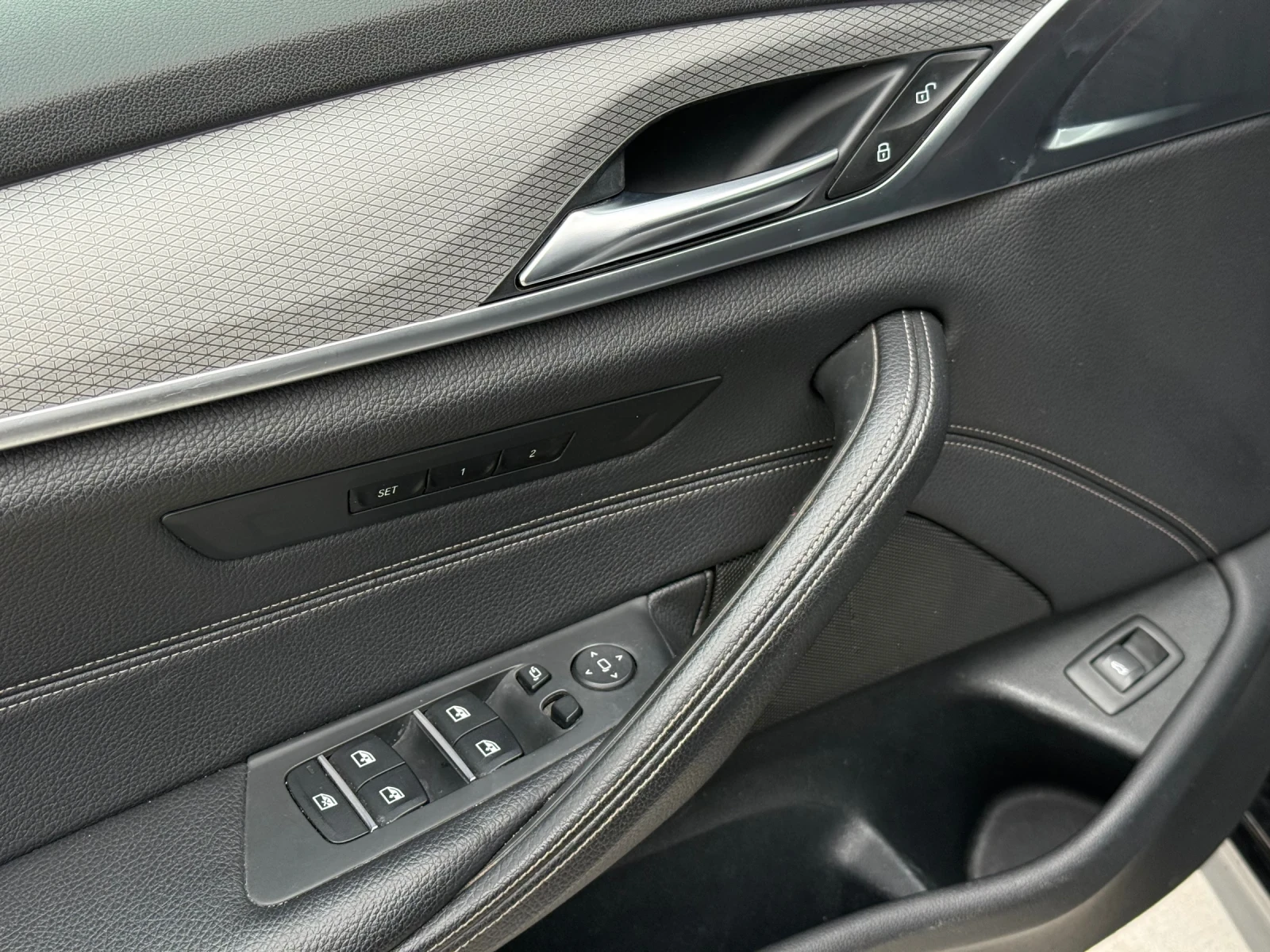 BMW 530 D* 2018г* M Pack* 4 Х 4* 170.000KM* Топ Състояние* - изображение 8