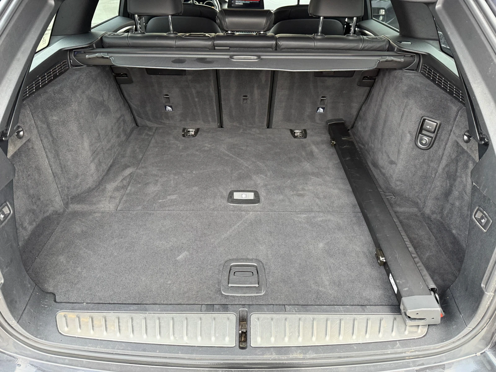 BMW 530 D* 2018г* M Pack* 4 Х 4* 170.000KM* Топ Състояние* - изображение 10