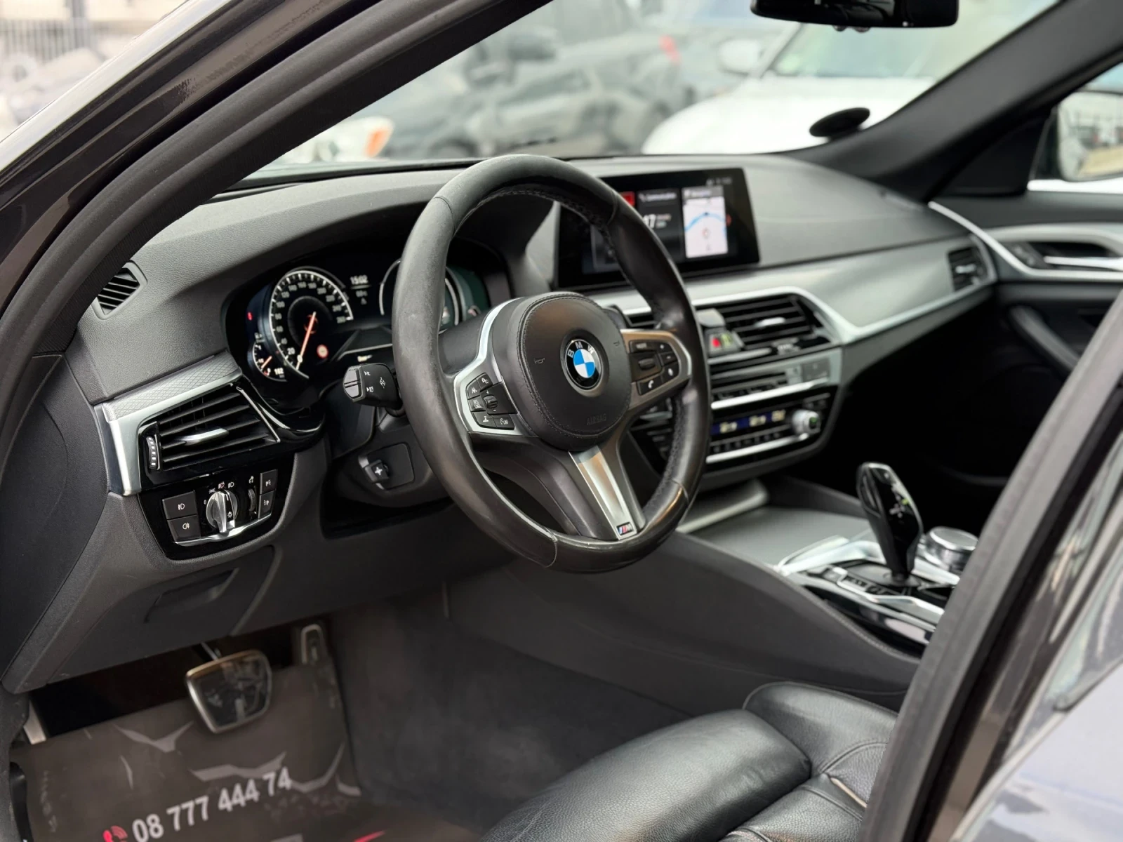 BMW 530 D* 2018г* M Pack* 4 Х 4* 170.000KM* Топ Състояние* - изображение 7