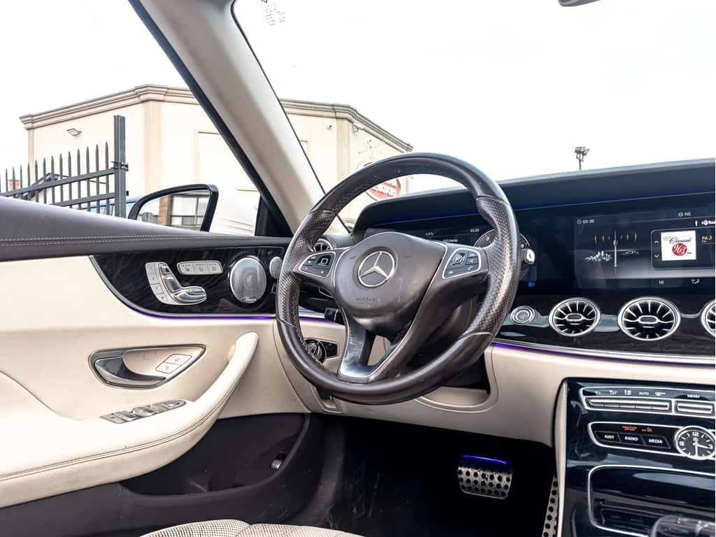 Mercedes-Benz E 400 Cabrio * AMG-Line * Фиксирана цена до БГ * , снимка 11 - Автомобили и джипове - 53806095