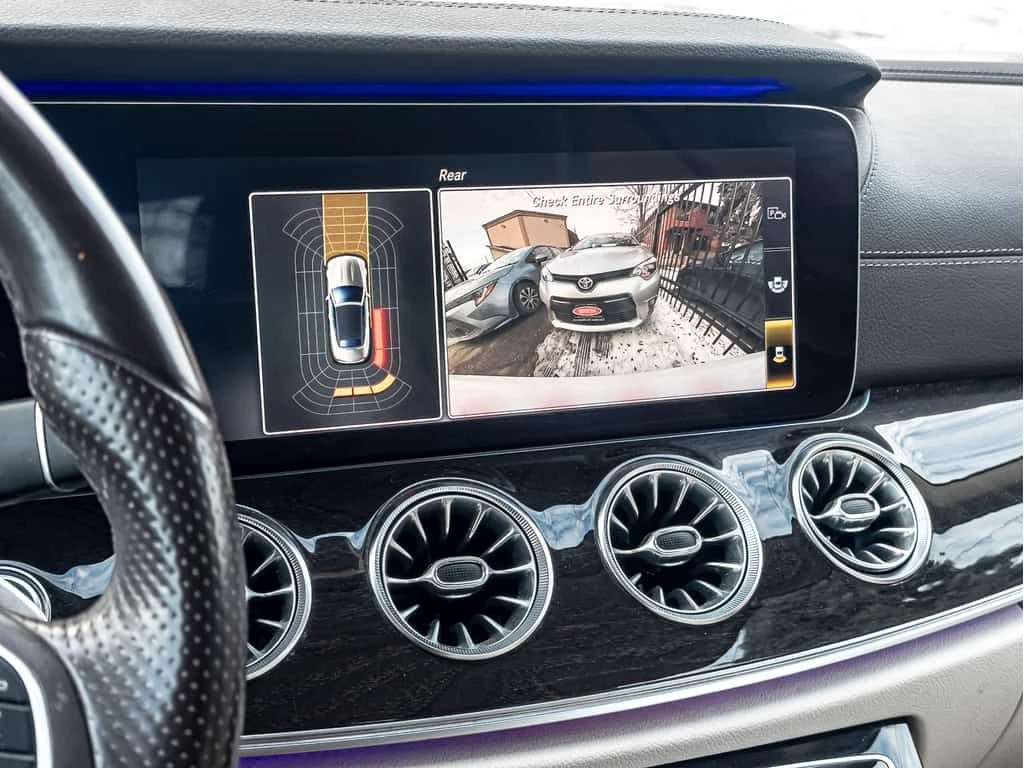 Mercedes-Benz E 400 Cabrio * AMG-Line * Фиксирана цена до БГ * , снимка 8 - Автомобили и джипове - 53806095