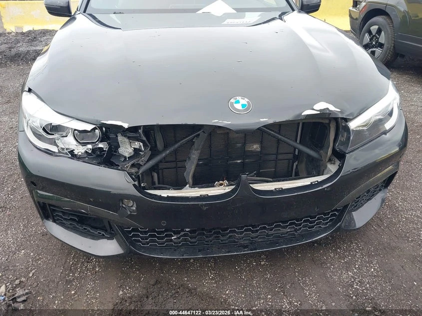 BMW 740 3.0l I xDrive, снимка 6 - Автомобили и джипове - 54066287