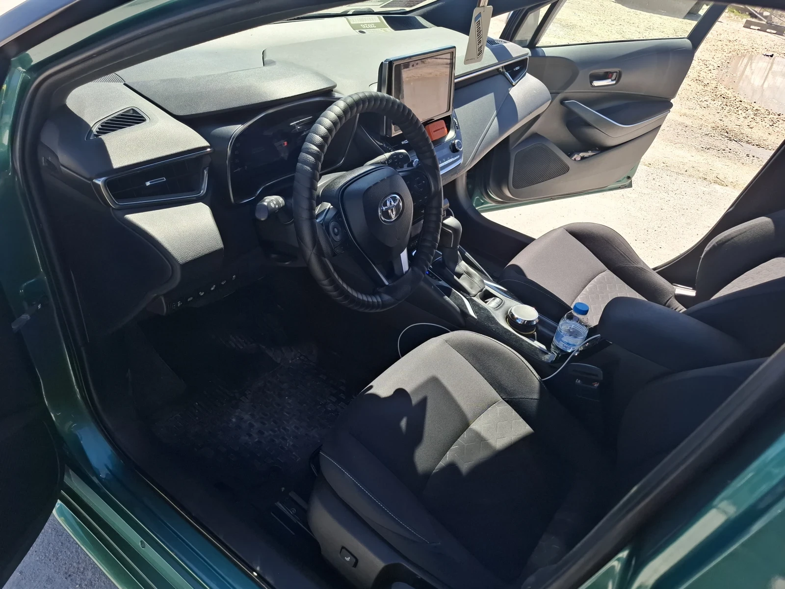 Toyota Corolla Напълно обслужена всичко платено за Такси, снимка 9 - Автомобили и джипове - 54111109