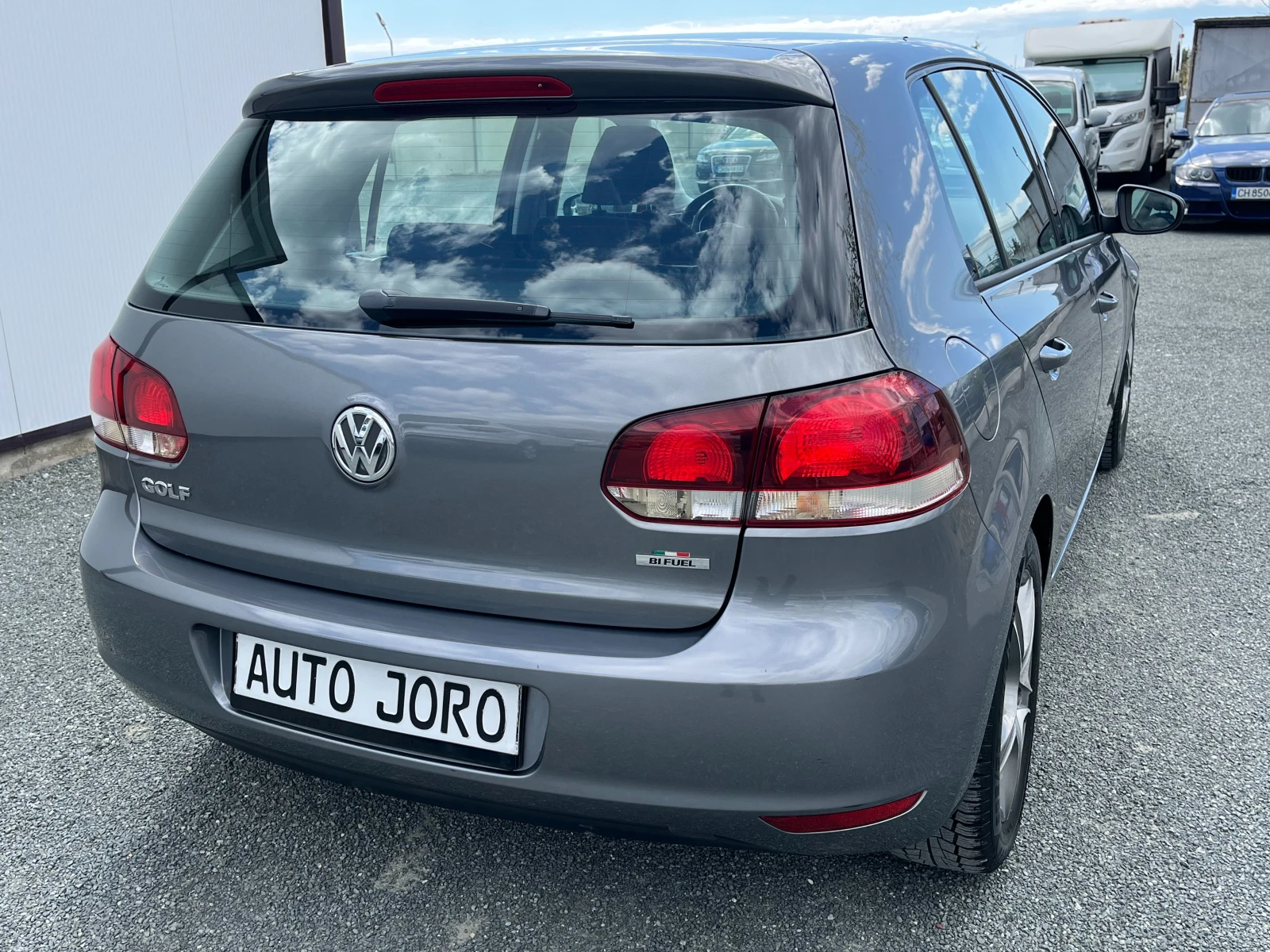 VW Golf 1.6i-Газов Инжекцион, снимка 4 - Автомобили и джипове - 54122634