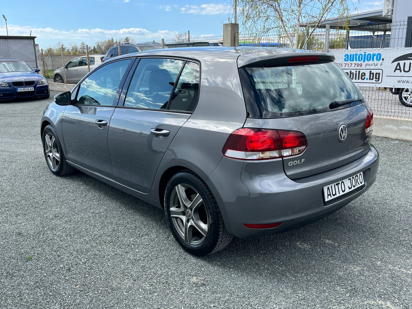 VW Golf 1.6i-Газов Инжекцион, снимка 2 - Автомобили и джипове - 54122634