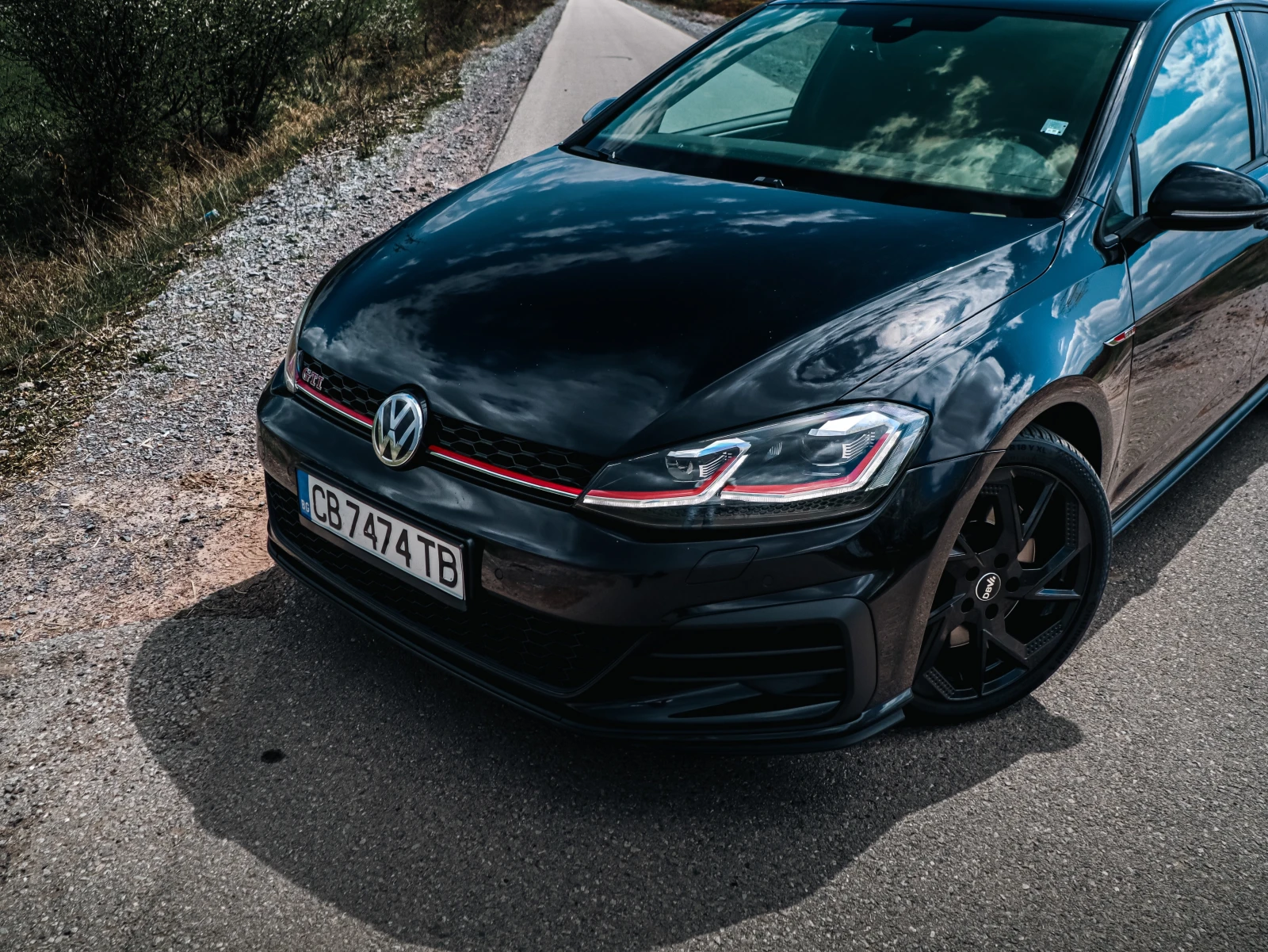 VW Golf 2.0 GTI Performance, снимка 3 - Автомобили и джипове - 54175936