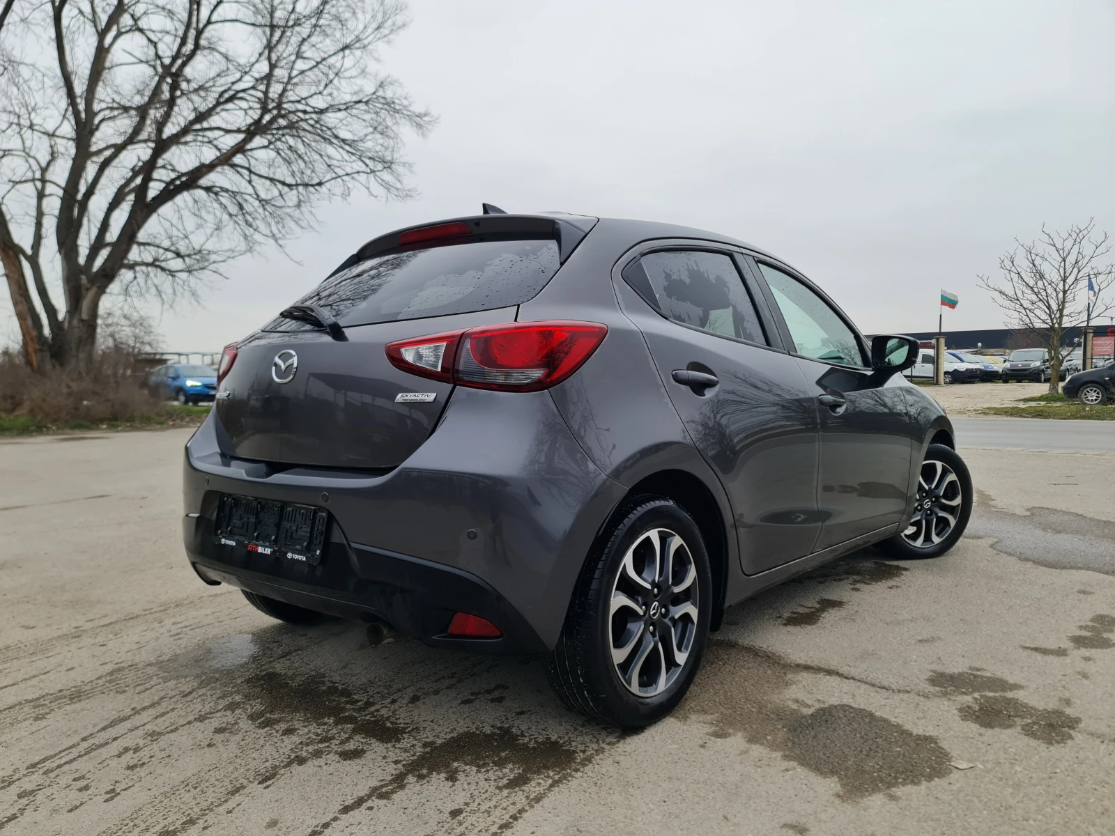 Mazda 2 УНИКАТ/FACE LIFT, снимка 3 - Автомобили и джипове - 54240737