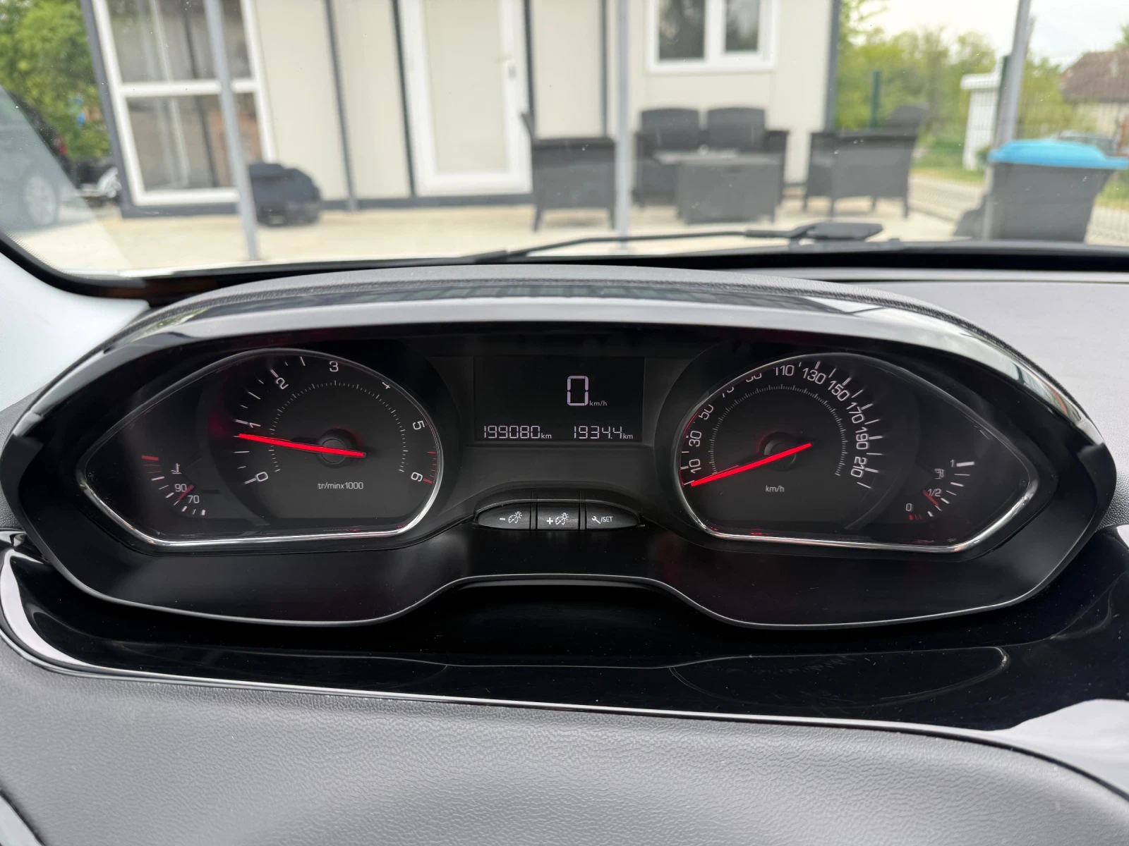 Peugeot 208 1.4HDI* �������* ����5* ���� ����* ������� | Mobile.bg � ����������� 12