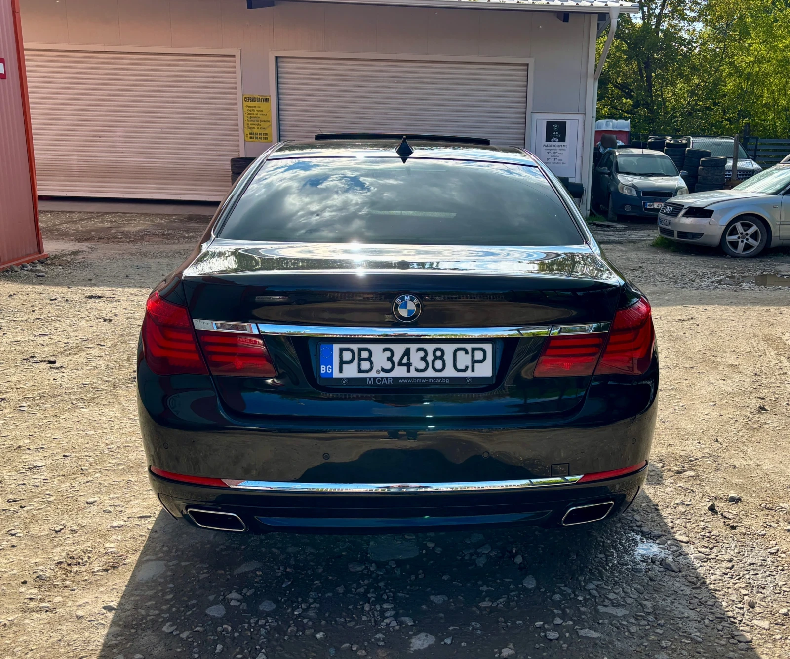 BMW 750 Full Max M Car, снимка 5 - Автомобили и джипове - 54393301