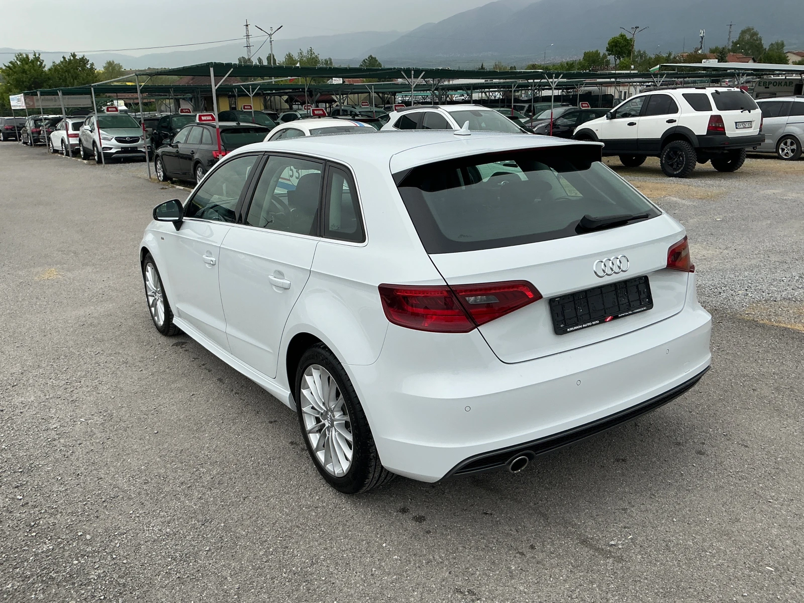Audi A3 1.6 TDI S-Line, снимка 6 - Автомобили и джипове - 54476718
