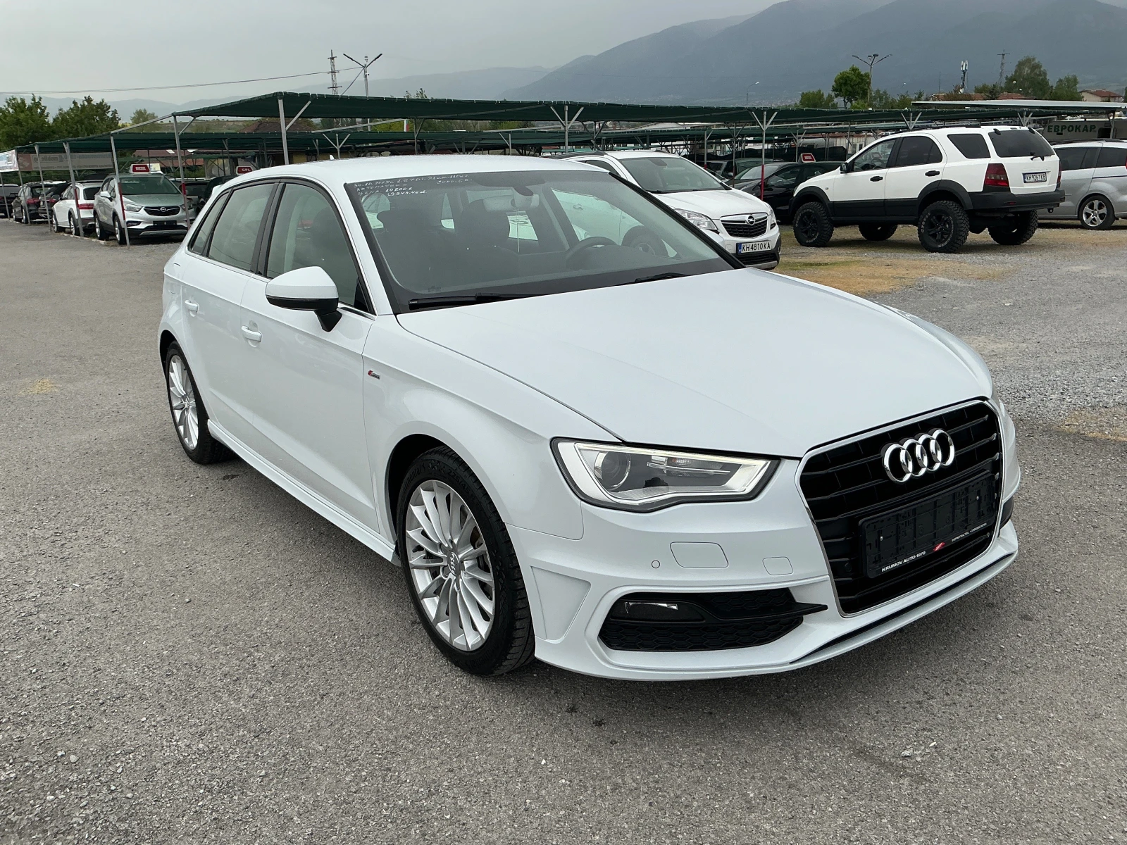 Audi A3 1.6 TDI S-Line, снимка 2 - Автомобили и джипове - 54476718