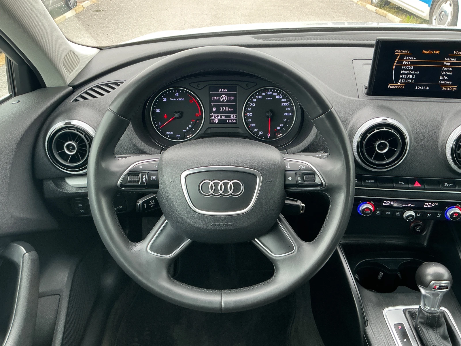 Audi A3 1.6 TDI S-Line, снимка 11 - Автомобили и джипове - 54476718