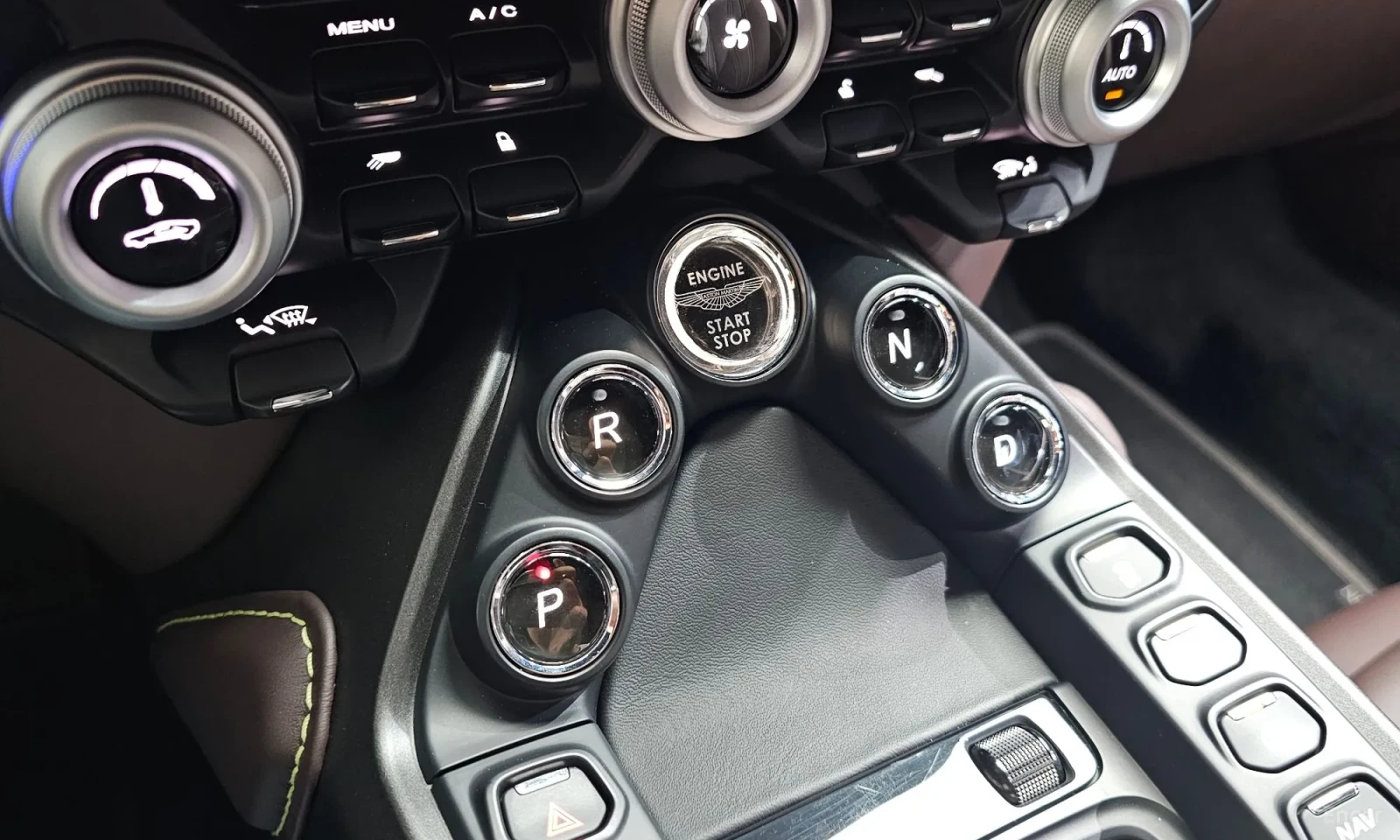 Aston Martin V8 Vantage 4.0 V8 Coupe | Mobile.bg � ����������� 14