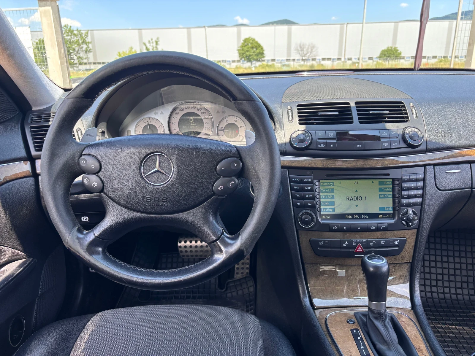 Mercedes-Benz E 280 3.0 CDI EVO, снимка 8 - Автомобили и джипове - 54954887