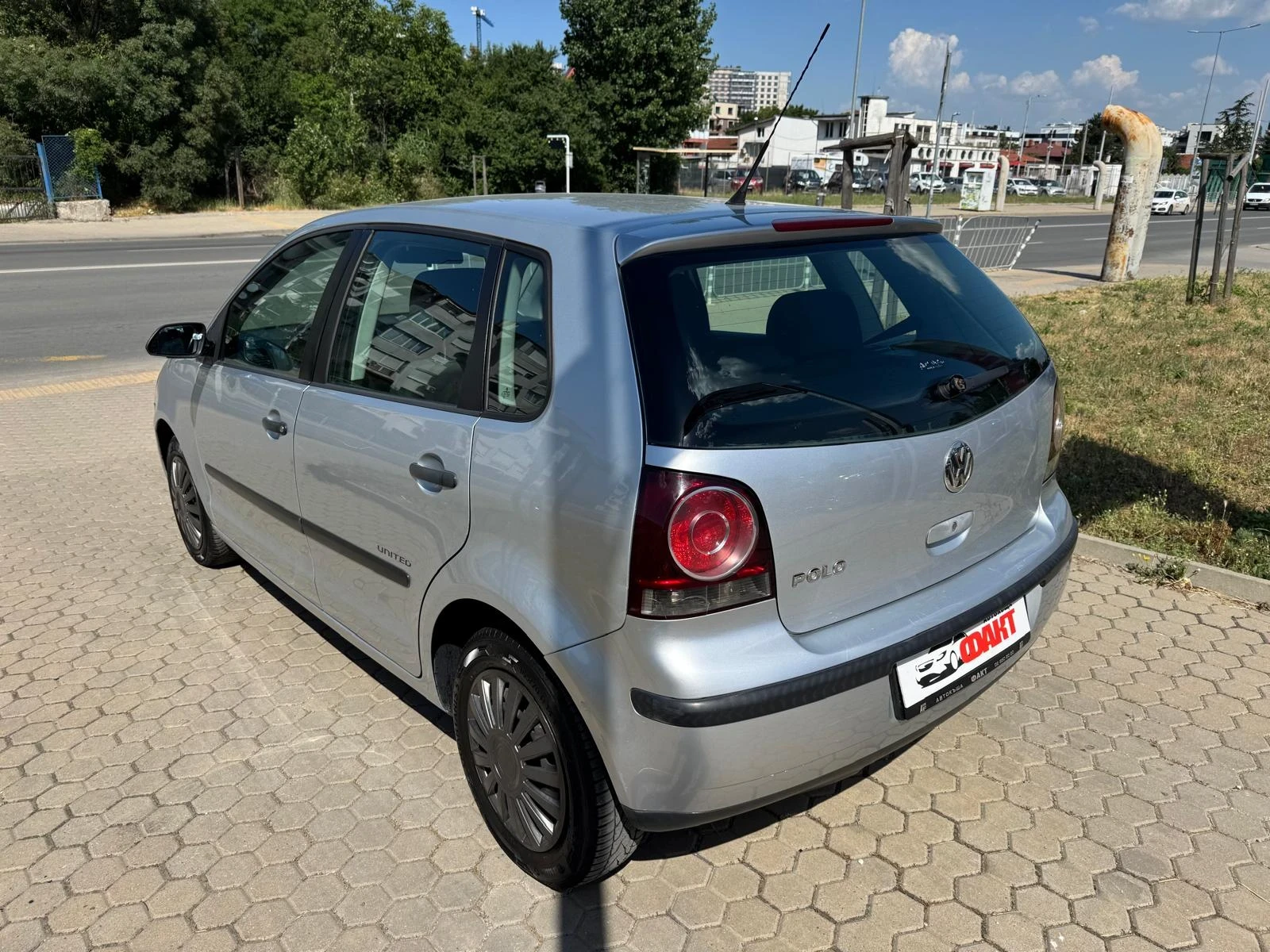 VW Polo 1.2i/KLIMA, снимка 5 - Автомобили и джипове - 55091931