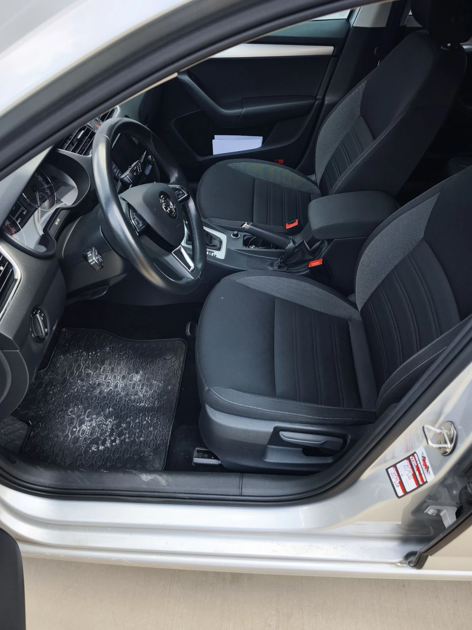 Skoda Octavia, снимка 4 - Автомобили и джипове - 55148959