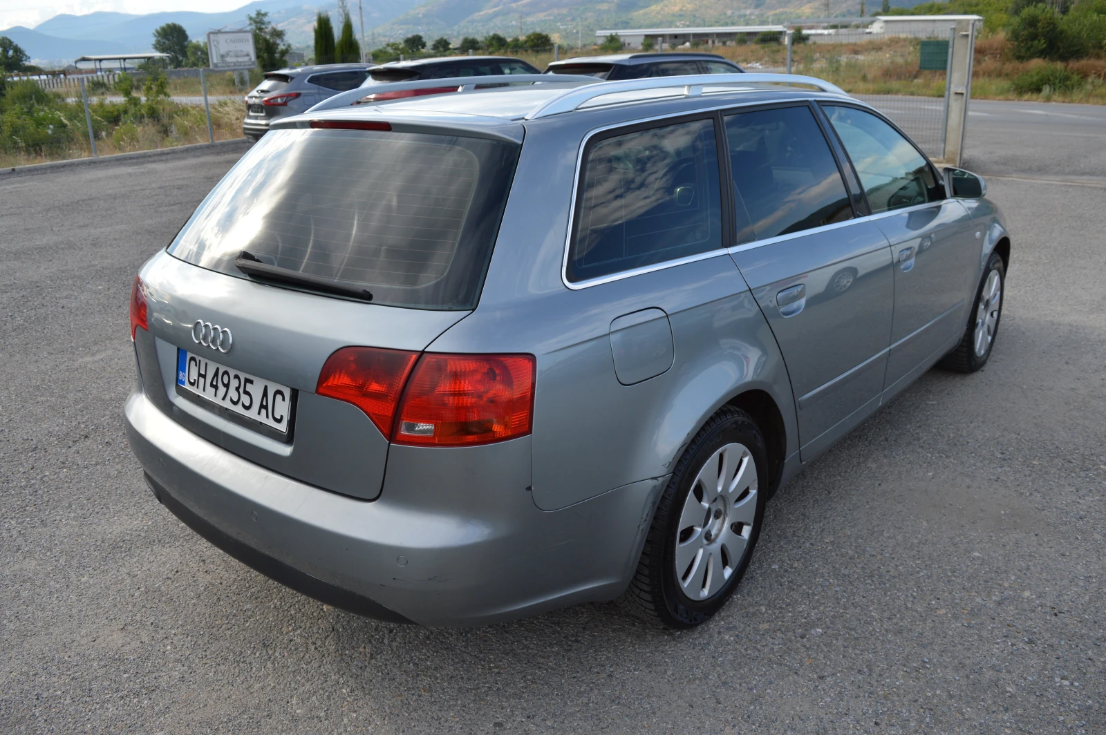 Audi A4 2.0TDI-KLIMATRONIK, снимка 5 - Автомобили и джипове - 55223761