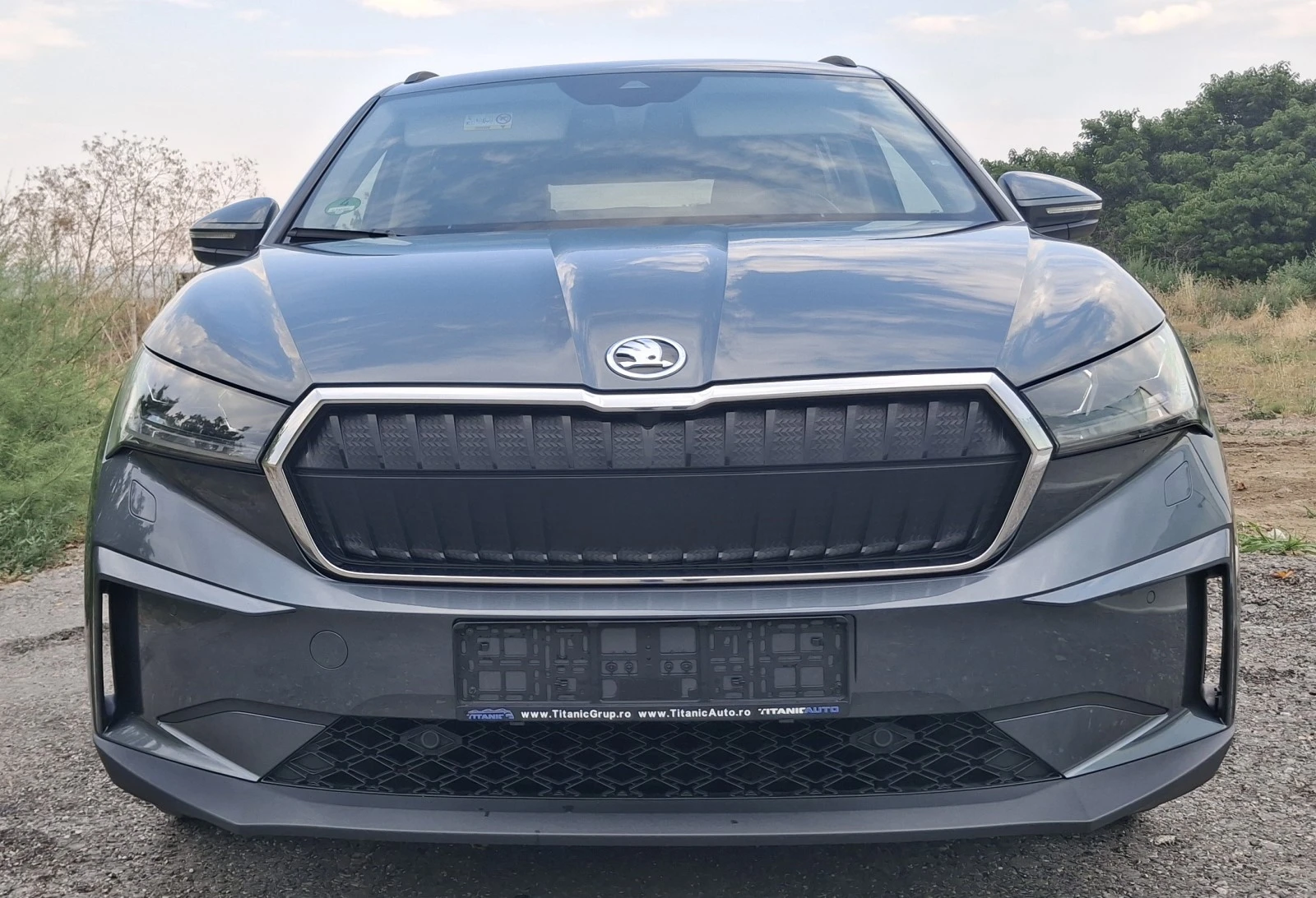 Skoda Enyaq iV 60, снимка 2 - Автомобили и джипове - 55411095