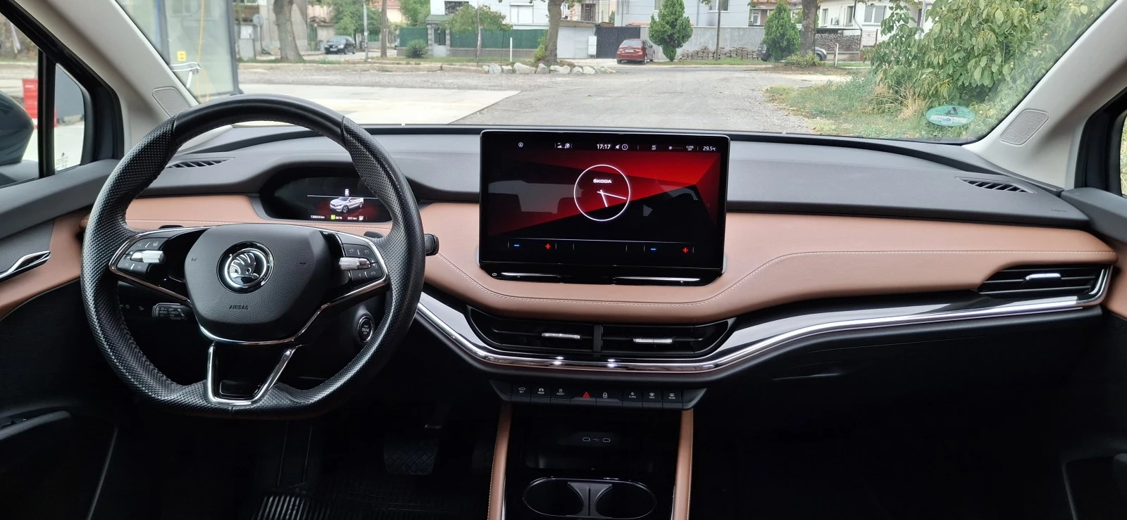 Skoda Enyaq iV 60, снимка 14 - Автомобили и джипове - 55411095