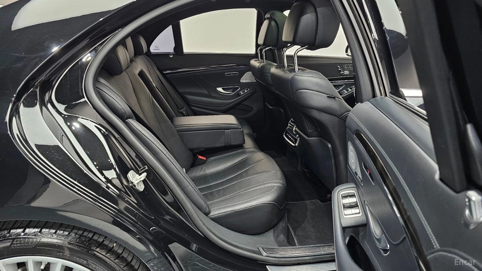 Mercedes-Benz S 350 4MATIC* КОЖА* ОБДУХВ* НАВИ* ПАНО, снимка 10 - Автомобили и джипове - 55421999