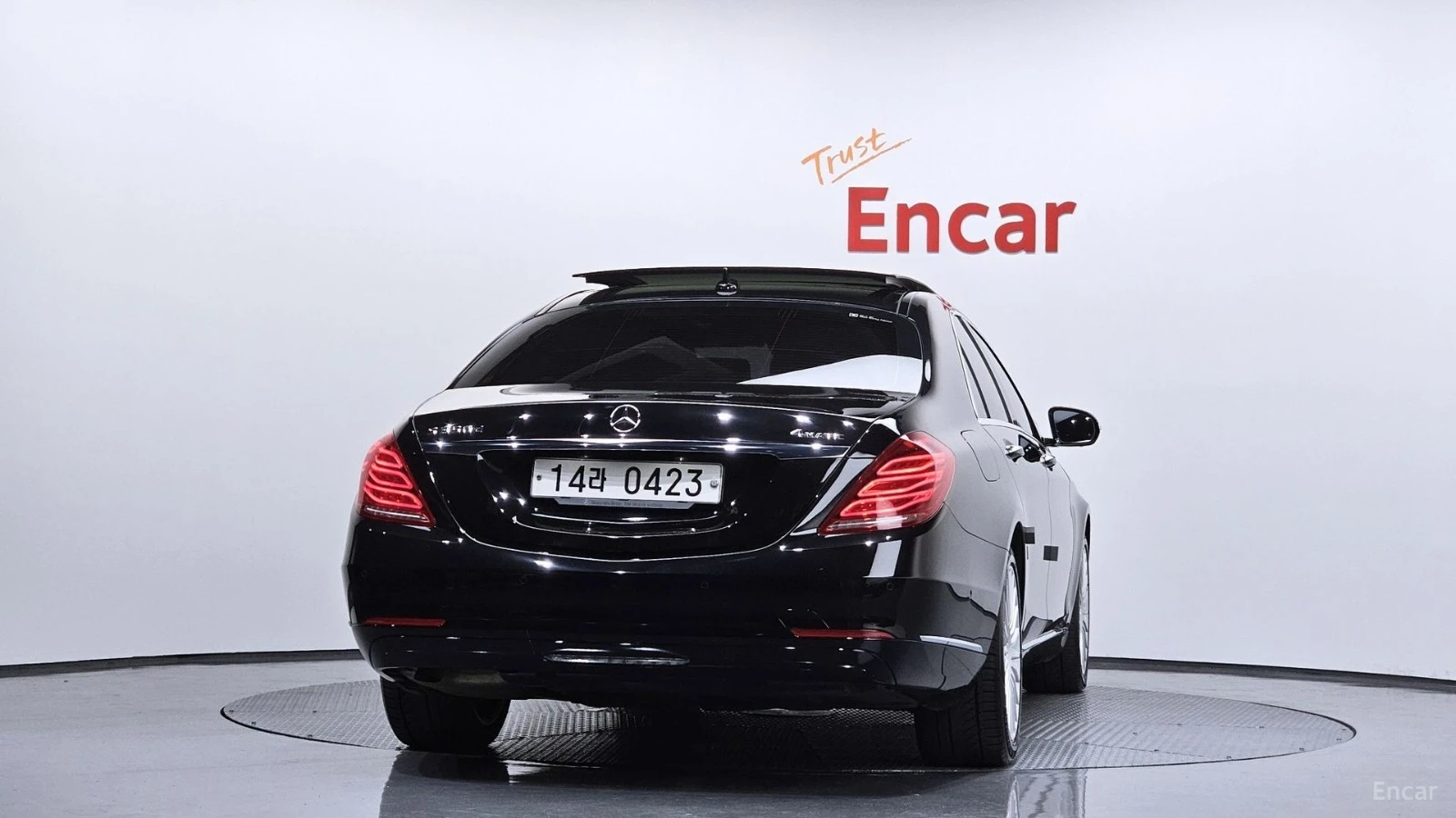 Mercedes-Benz S 350 4MATIC* КОЖА* ОБДУХВ* НАВИ* ПАНО, снимка 4 - Автомобили и джипове - 55421999