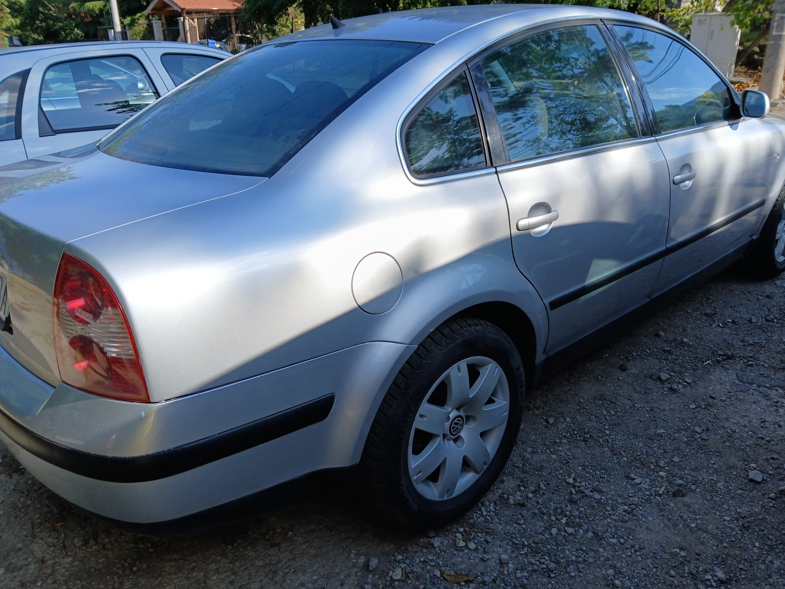 VW Passat 1.6 ГАЗ, снимка 4 - Автомобили и джипове - 55551899