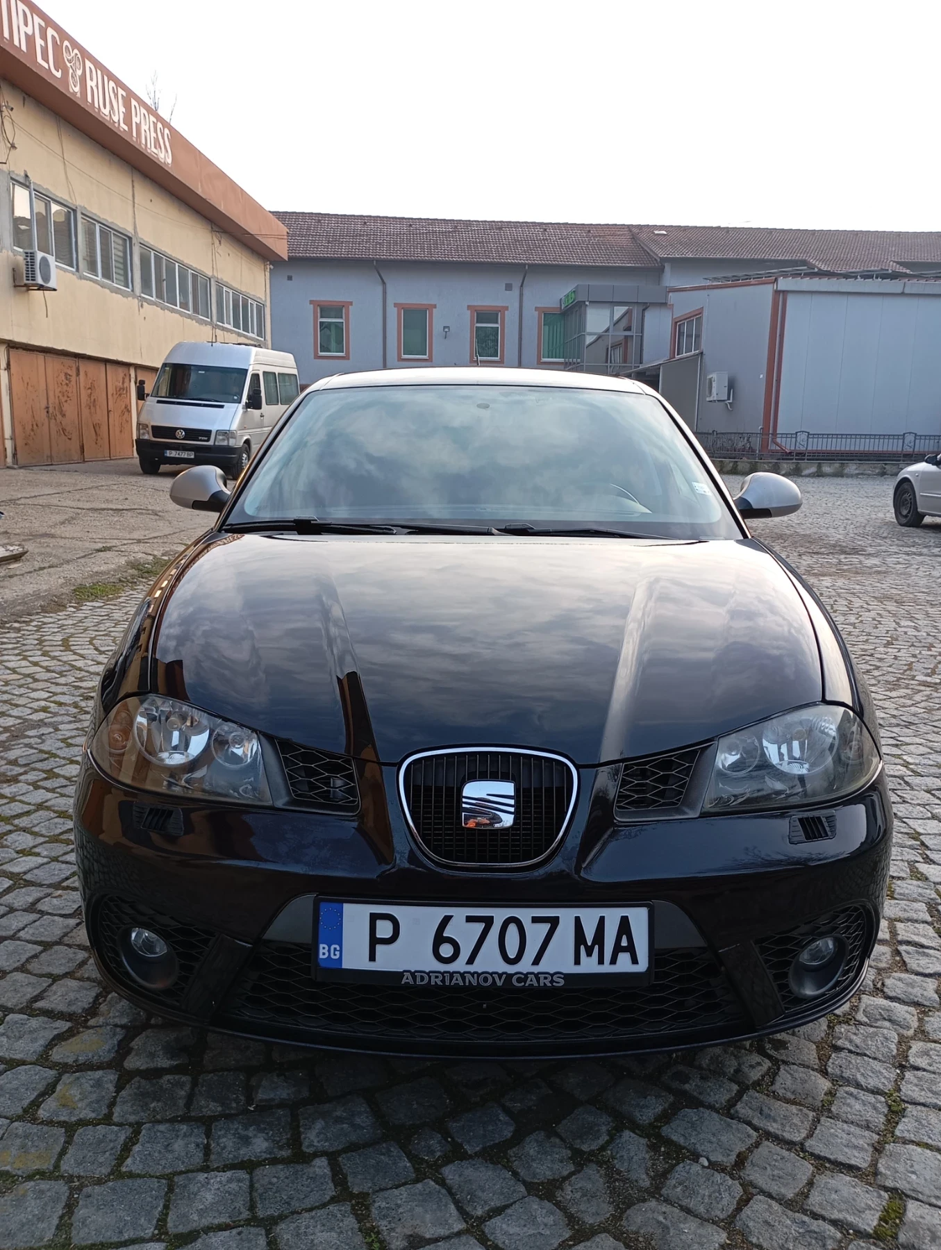 Seat Ibiza 1.8T FR, снимка 2 - Автомобили и джипове - 55852803