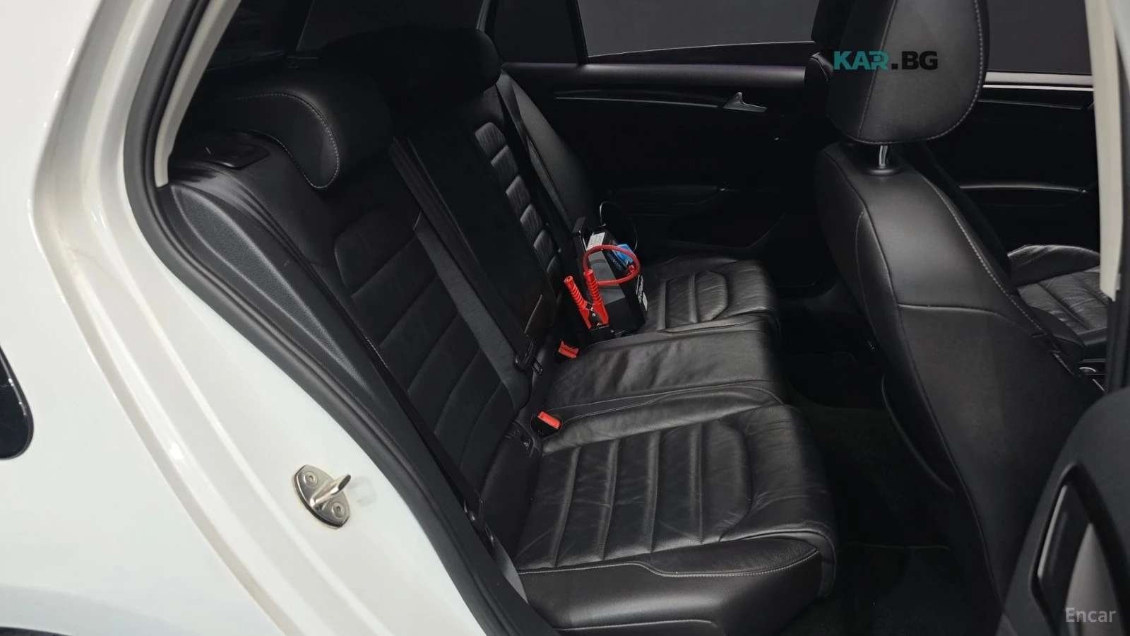 VW Golf 2.0 TDI PREMIUM* КОЖА* ПОДГРЕВ* ПАНО* НАВИ* КАМЕРА, снимка 12 - Автомобили и джипове - 56047035