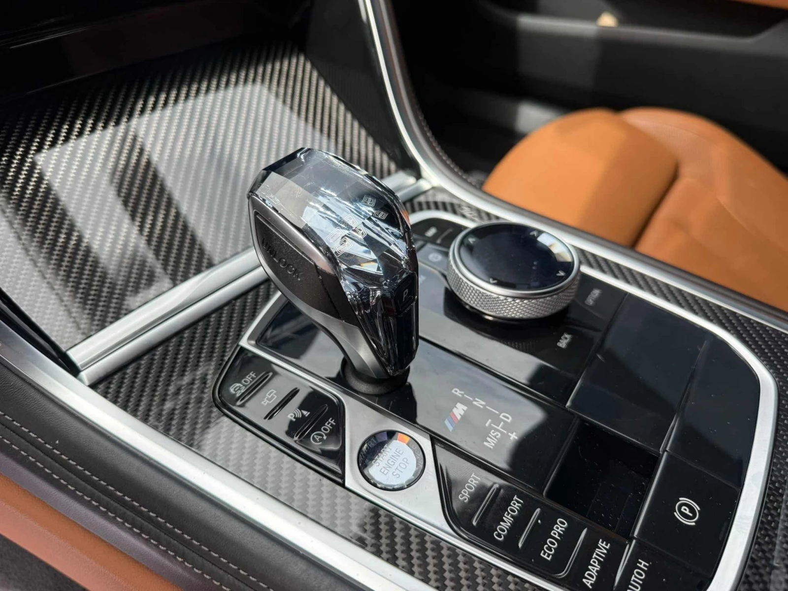 BMW 850 i xDrive carbon core* CARFAX* АВТОКРЕДИТ* , снимка 9 - Автомобили и джипове - 56122403