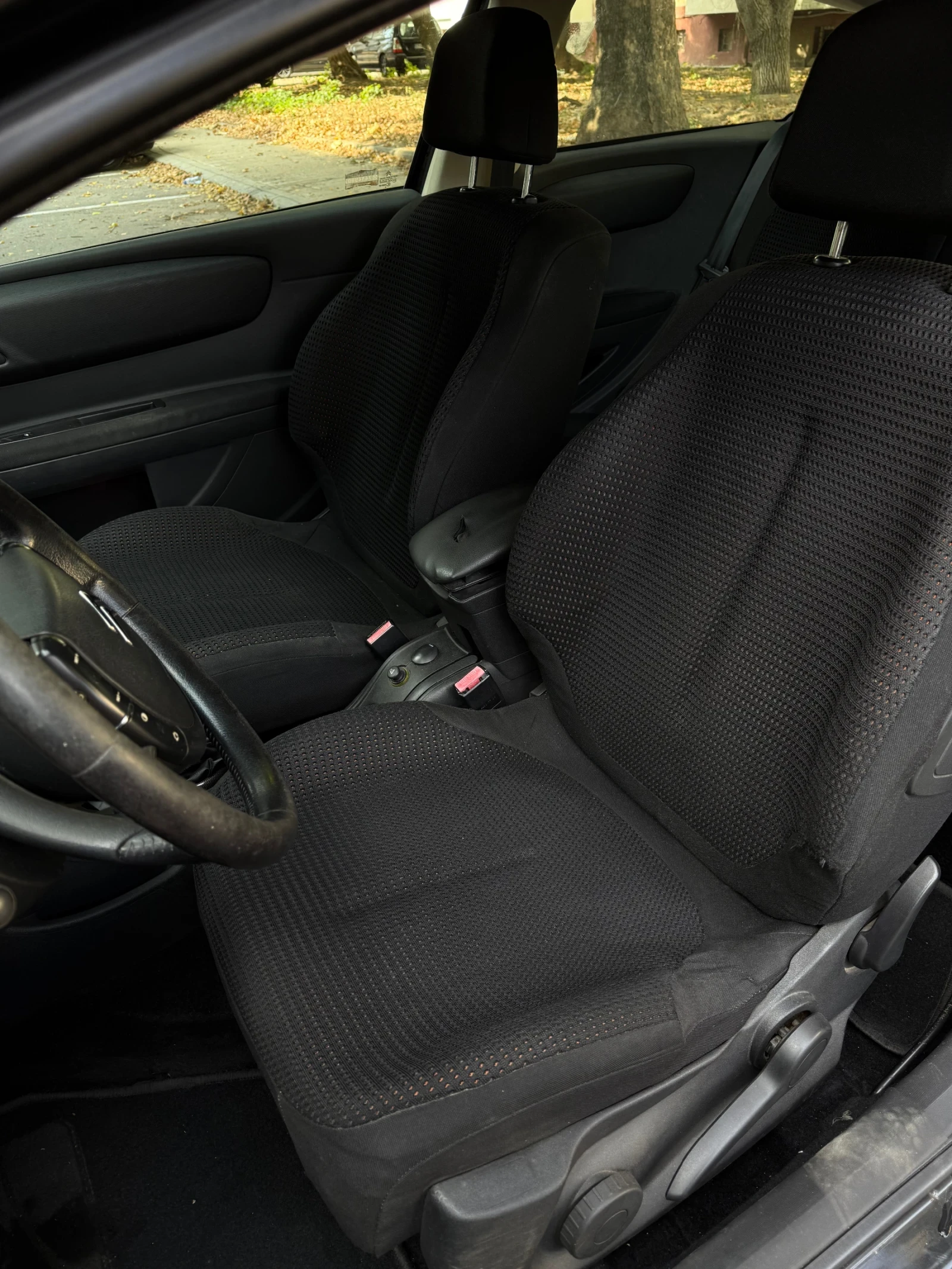Citroen C4 1.6 HDI 109, снимка 10 - Автомобили и джипове - 56174364