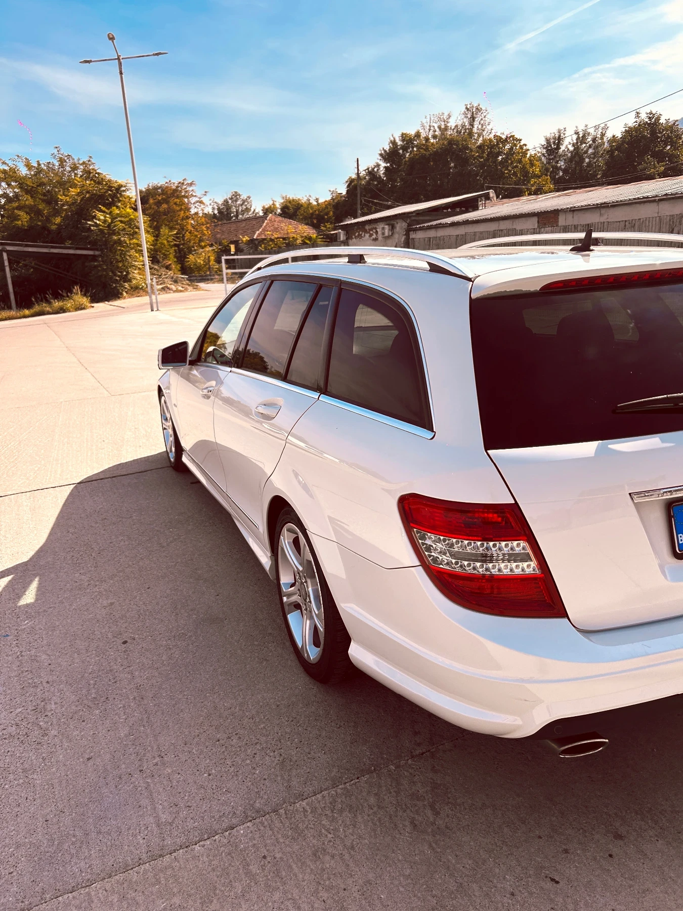 Mercedes-Benz C 350, снимка 2 - Автомобили и джипове - 56413062