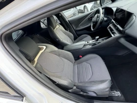 Toyota C-HR HYBRID 1.8, снимка 11