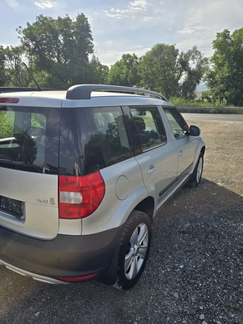 Skoda Yeti Нов внос.Топ състояние , снимка 6 - Автомобили и джипове - 51363178
