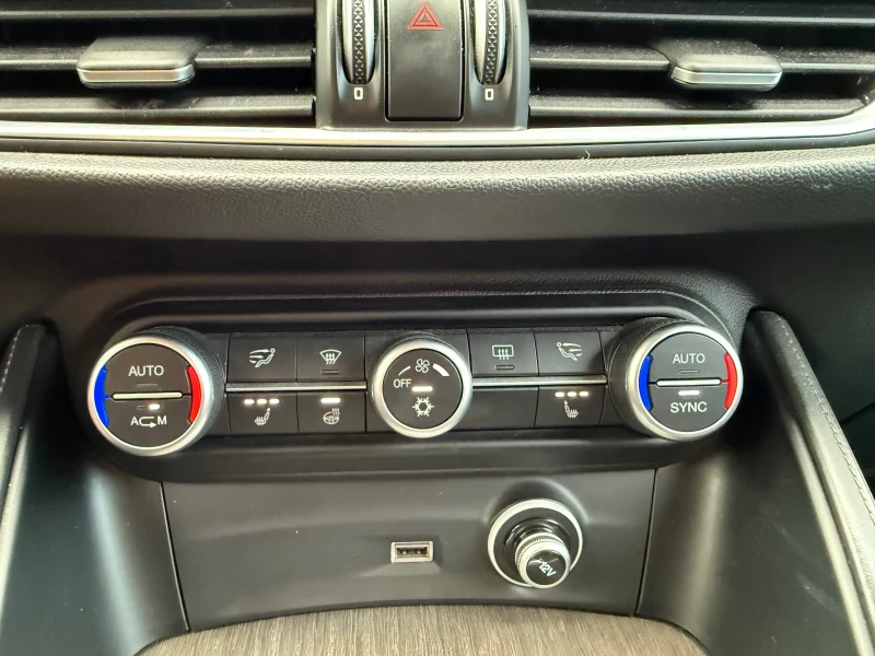 Alfa Romeo Stelvio First Edition Q4 Внос Швейцария, снимка 10 - Автомобили и джипове - 52124610