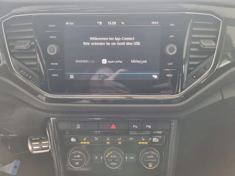 VW T-Roc 2.0TSI/190HP/SPORT/4MOTION/DSG/AHK/CAM/ACC/728g, снимка 12 - Автомобили и джипове - 53270470