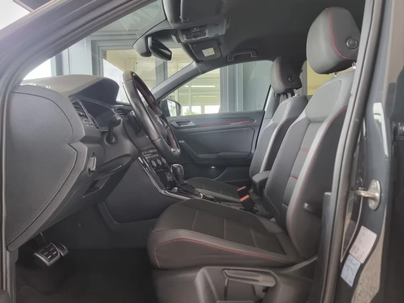VW T-Roc 2.0TSI/190HP/SPORT/4MOTION/DSG/AHK/CAM/ACC/728g, снимка 7 - Автомобили и джипове - 53270470