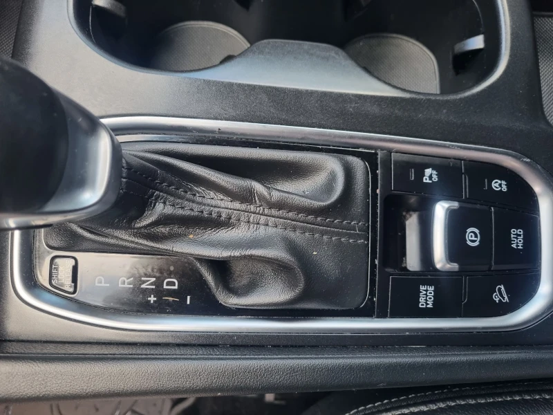 Hyundai Santa fe 2.4 HTRAC* ПАНОРАМА* КОЖА, снимка 11 - Автомобили и джипове - 53527118