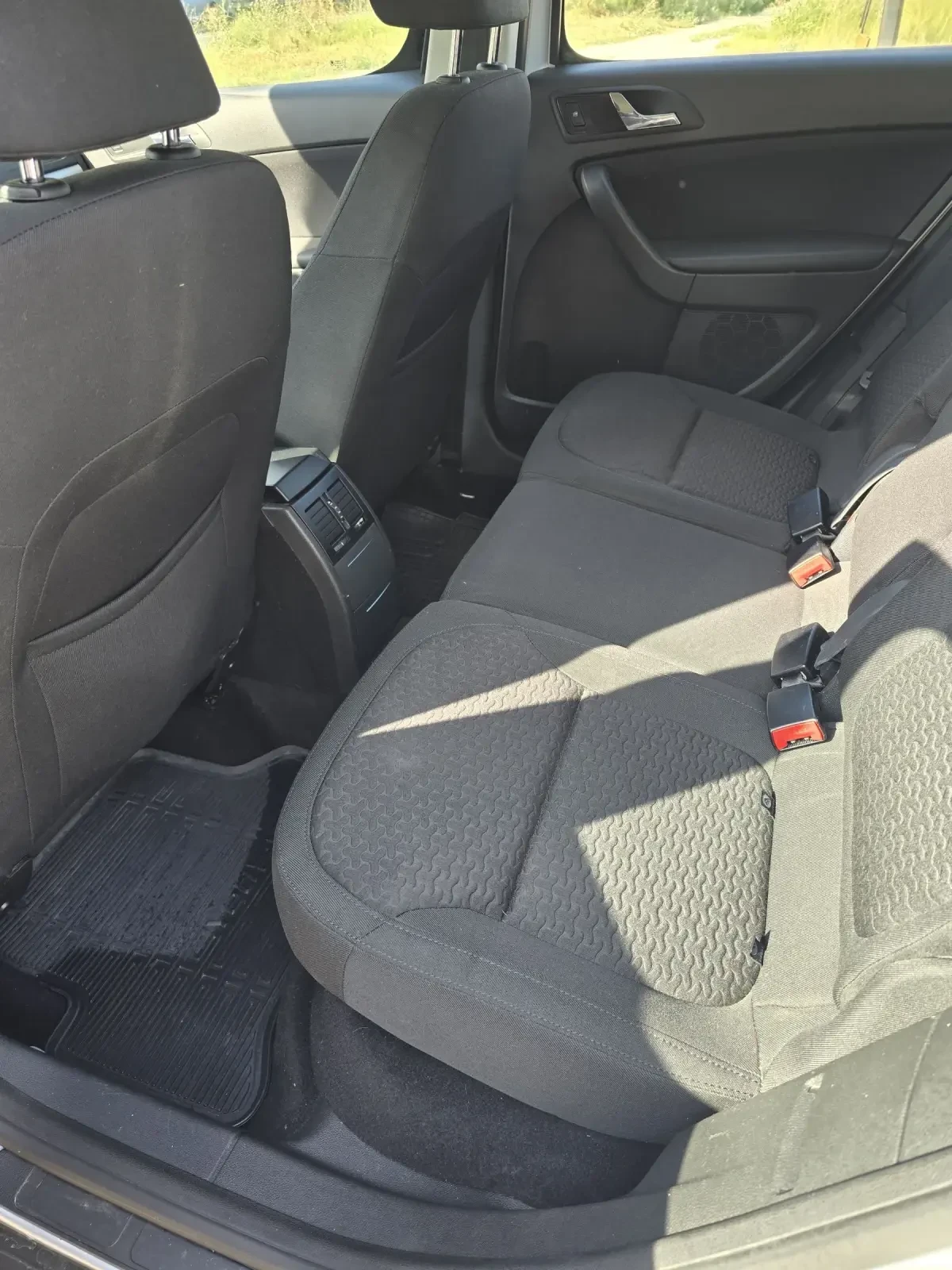 Skoda Yeti  .   | Mobile.bg   12