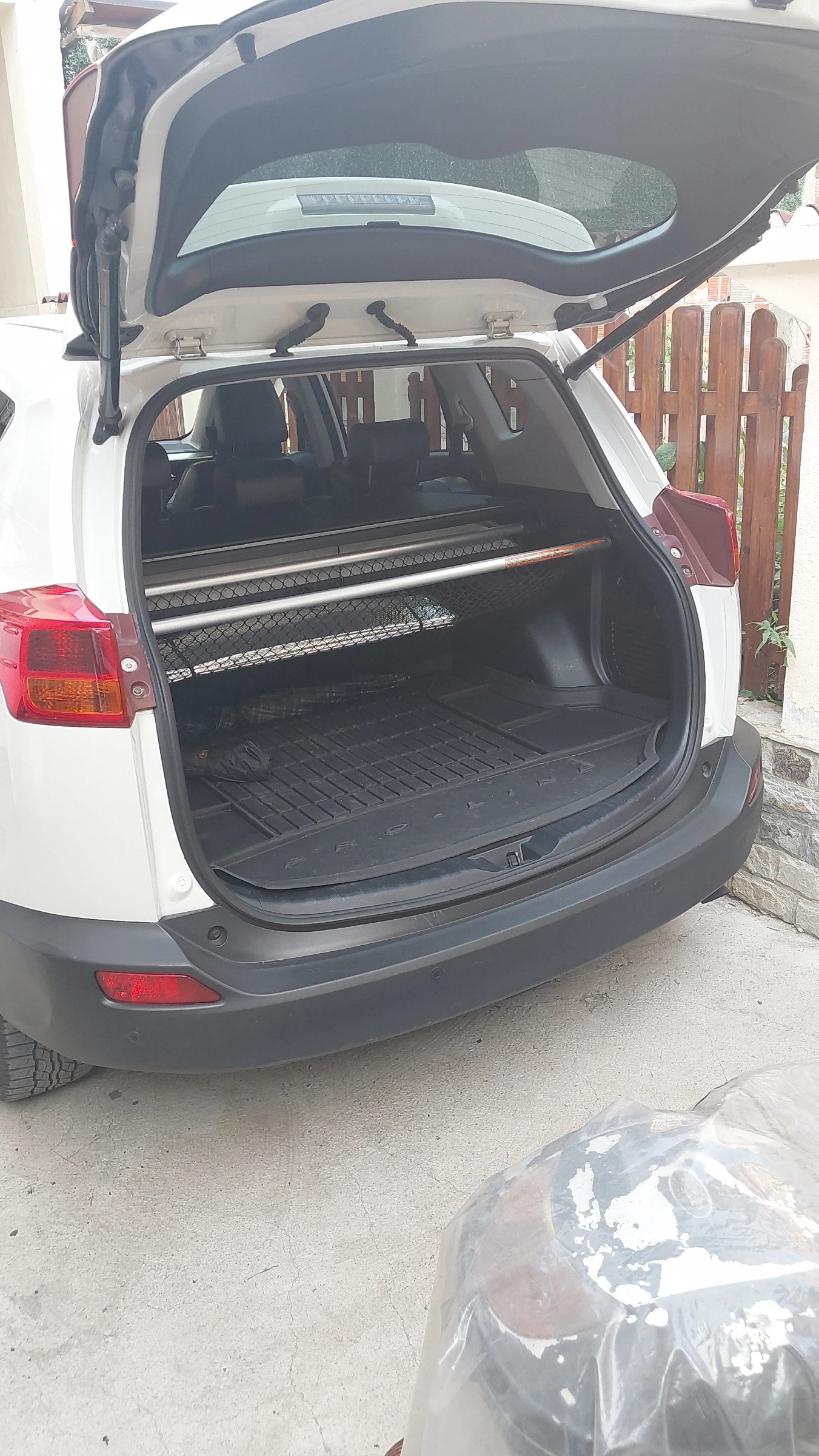 Toyota Rav4 2.0 - изображение 6