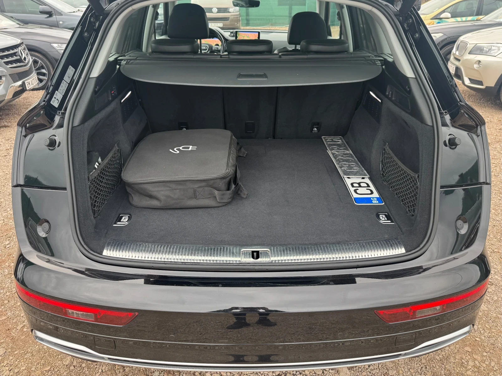 Audi Q5 55 PHEV Quattro S-Line - изображение 7