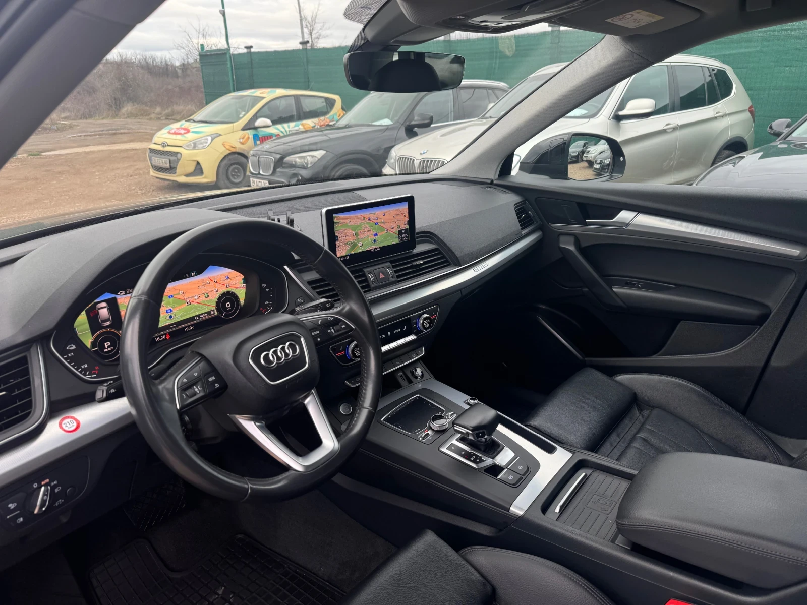 Audi Q5 55 PHEV Quattro S-Line - изображение 10